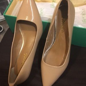 J Renee pumps size 7M never worn